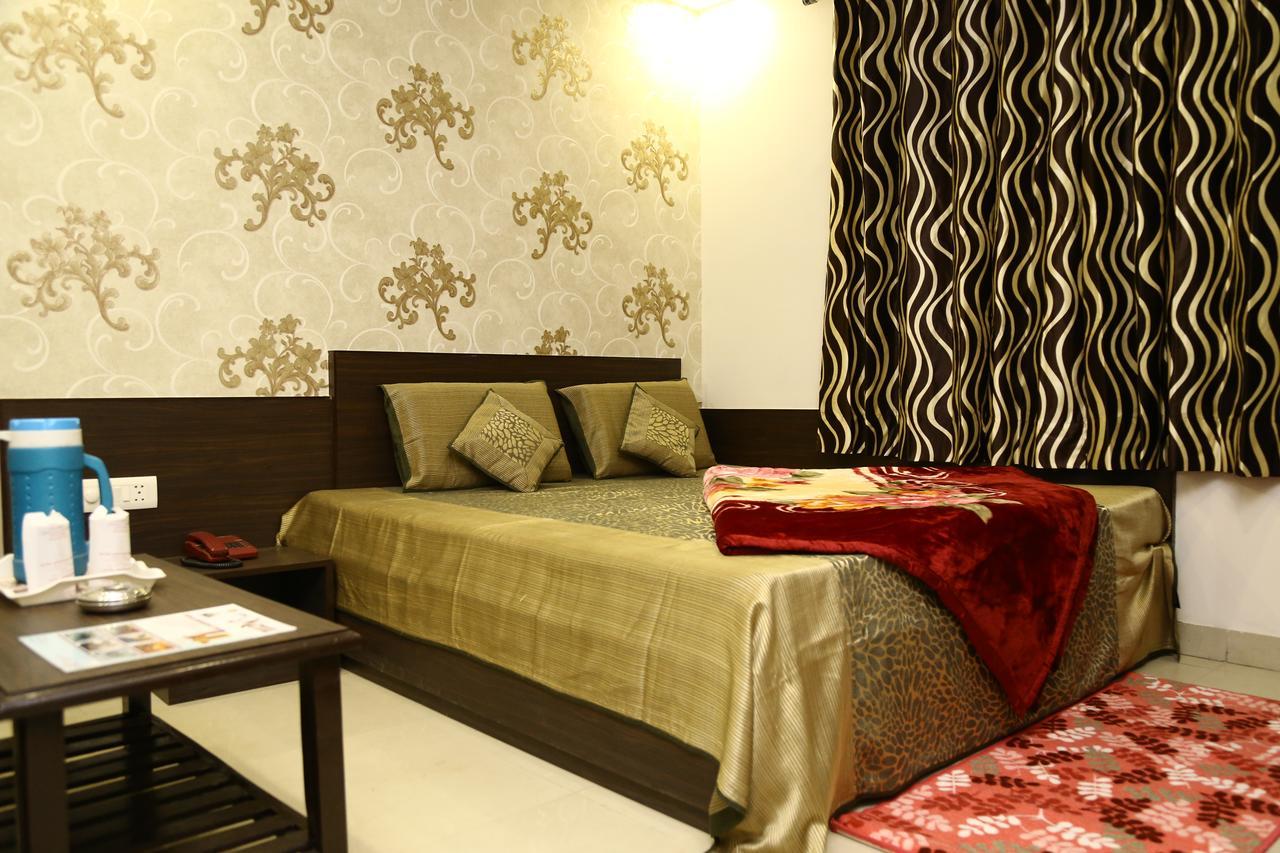 Hotel Abhinandan Inn Divisione di Divisione di Jaipur Esterno foto