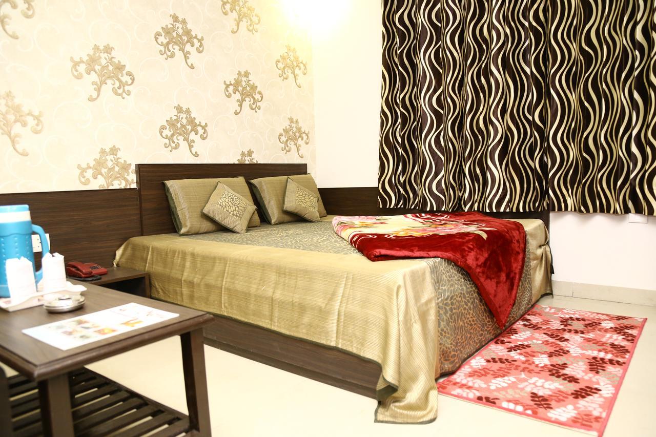 Hotel Abhinandan Inn Divisione di Divisione di Jaipur Esterno foto