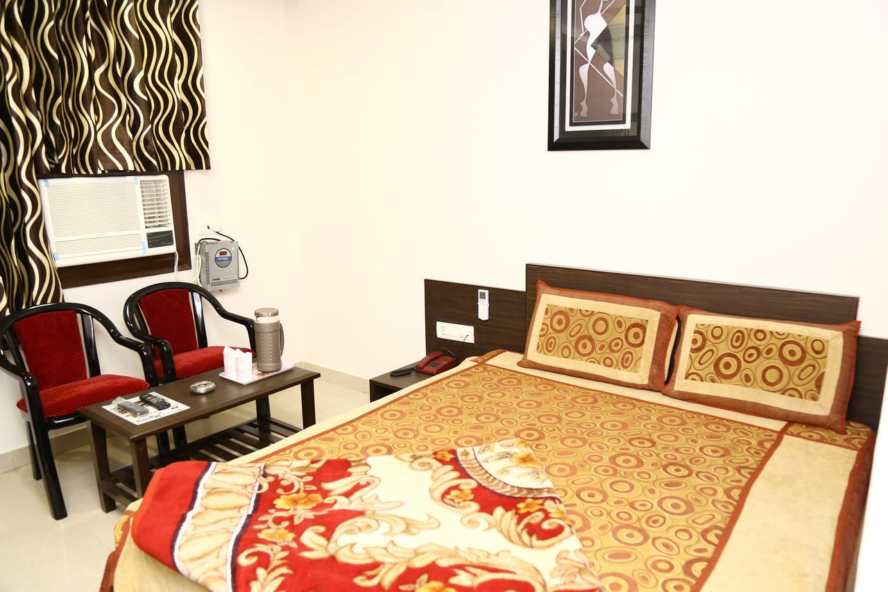 Hotel Abhinandan Inn Divisione di Divisione di Jaipur Esterno foto