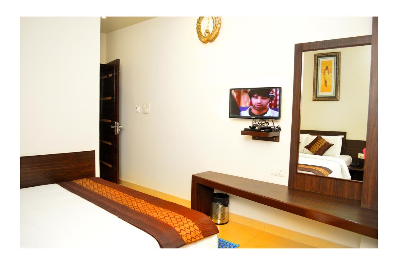 Hotel Abhinandan Inn Divisione di Divisione di Jaipur Esterno foto