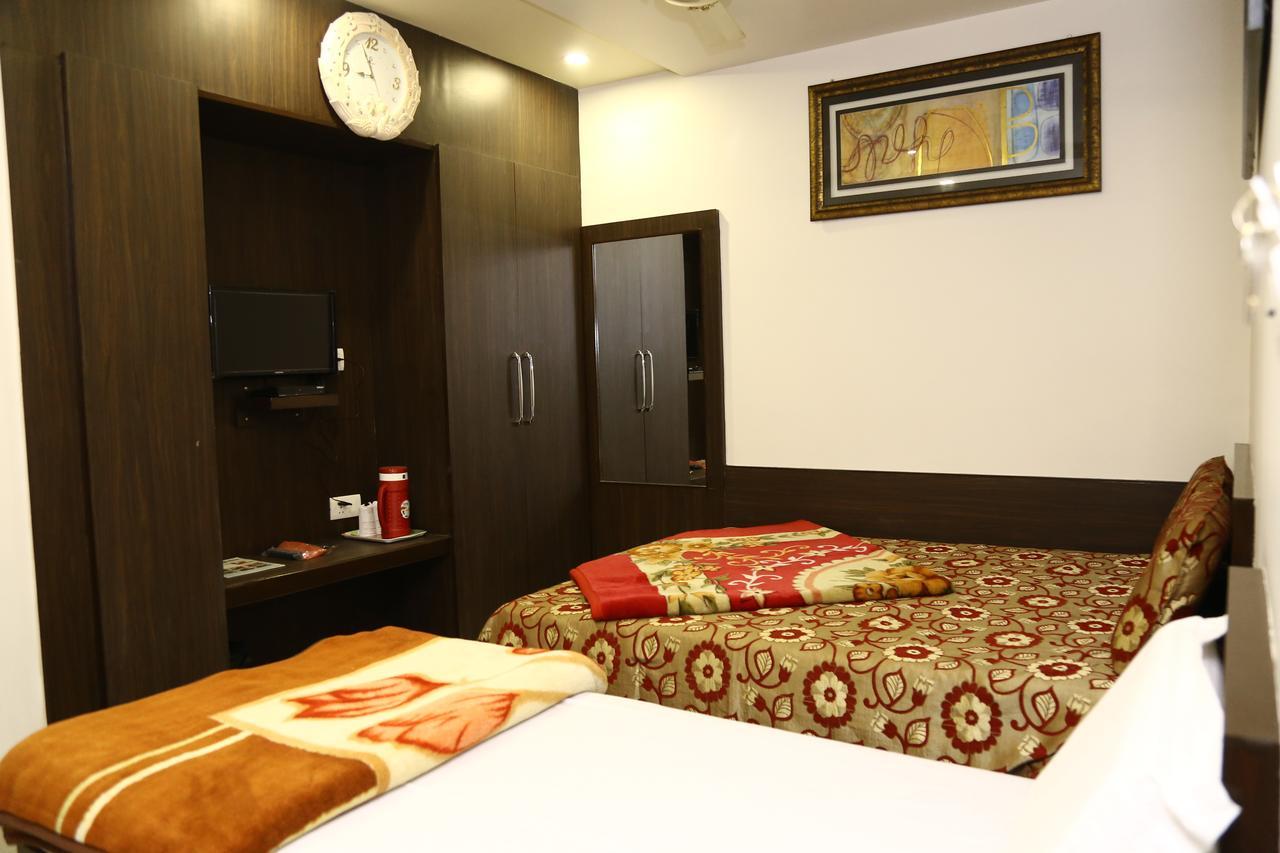 Hotel Abhinandan Inn Divisione di Divisione di Jaipur Esterno foto